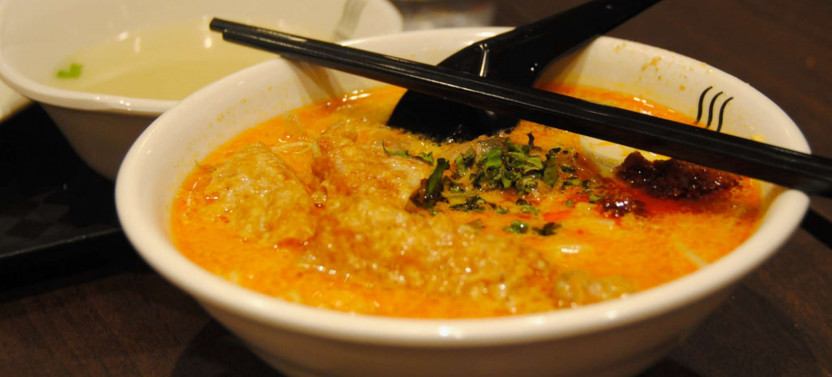 Expert-led Singapore Night Food Tour: Geylang And Joo Chiat Neighborhoods
