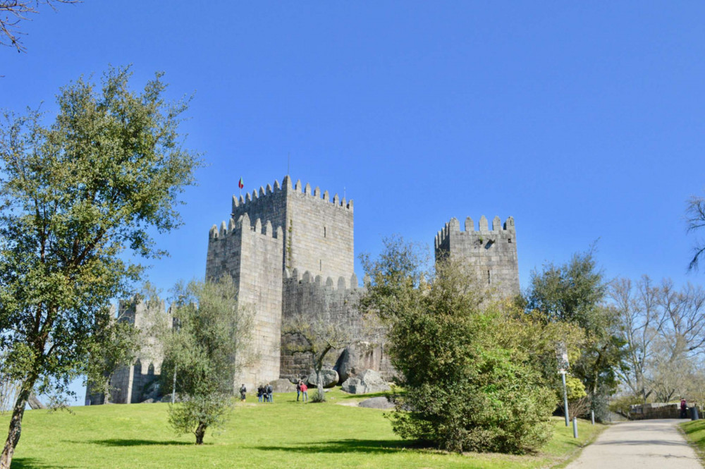 Expert-led Guimarães Half-day Trip From Porto