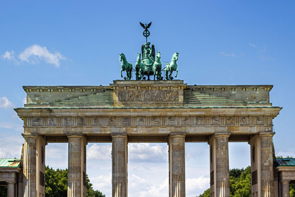 Expert-led Berlin In A Day Tour: Brandenburg Gate And The Berlin Wall