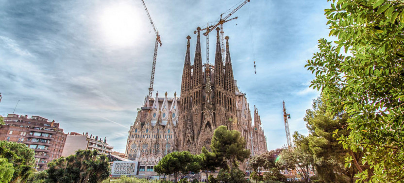 Expert-led Barcelona In A Day Tour With Sagrada Familia, photo 2 of 7