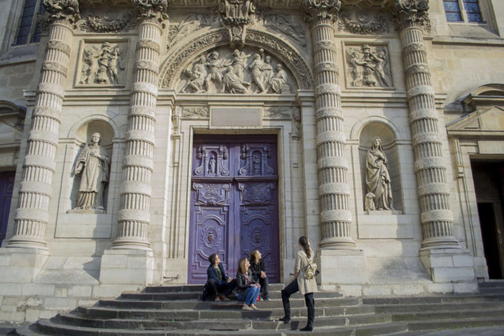 Expert-led Paris Day Tour With Louvre