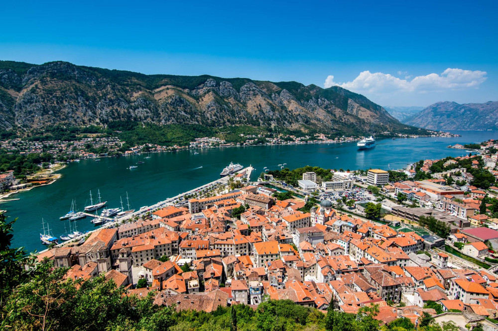 Expert-led Montenegro Full Day Tour From Dubrovnik