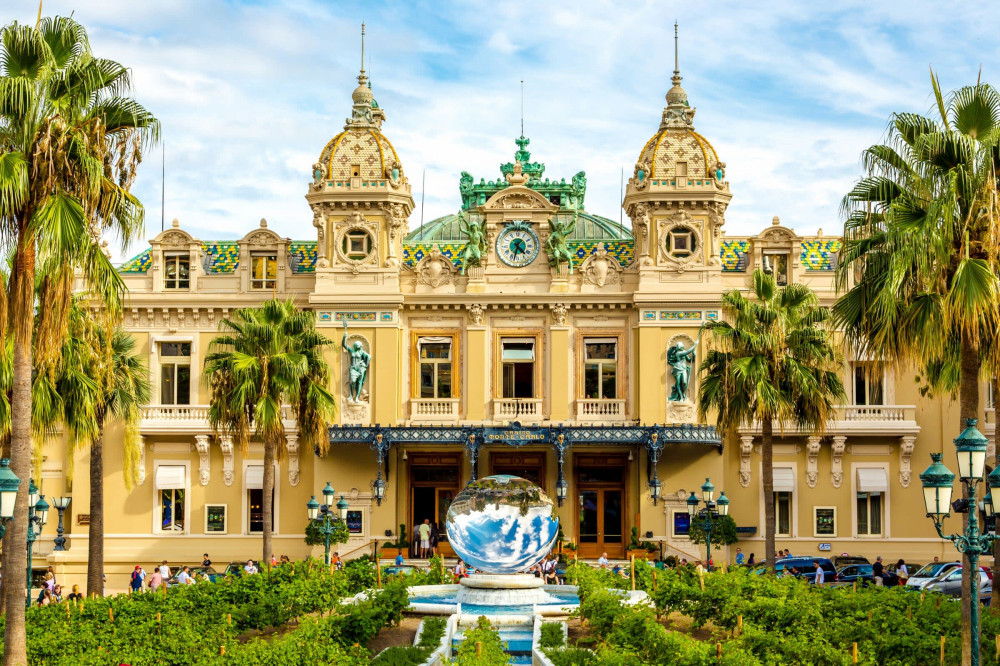 Expert-led French Riviera Day Trip: Monaco And Èze