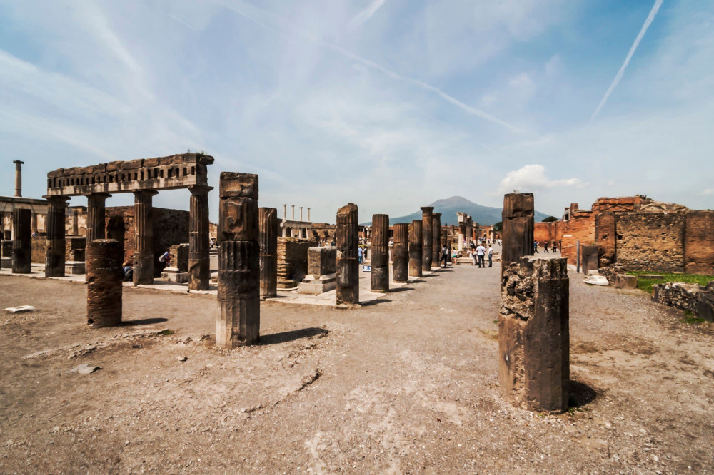 Expert-led Pompeii Shore Excursion From Naples Port