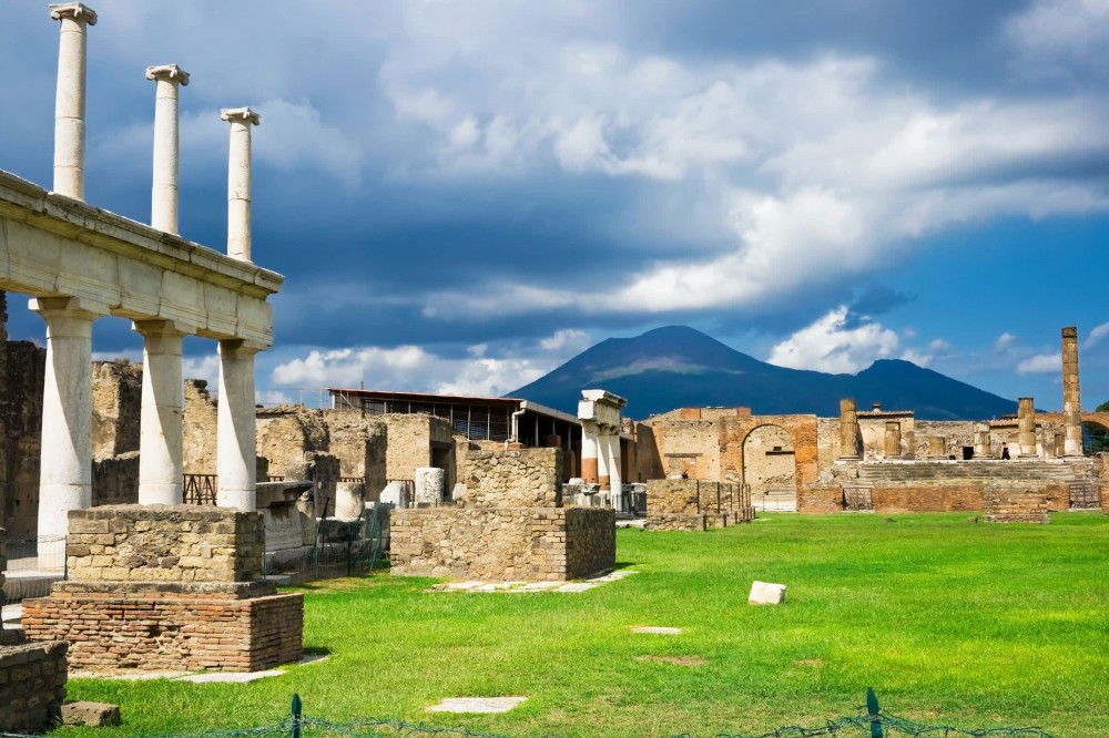 Expert-led Half-Day Pompeii Trip From Rome By First-Class Train