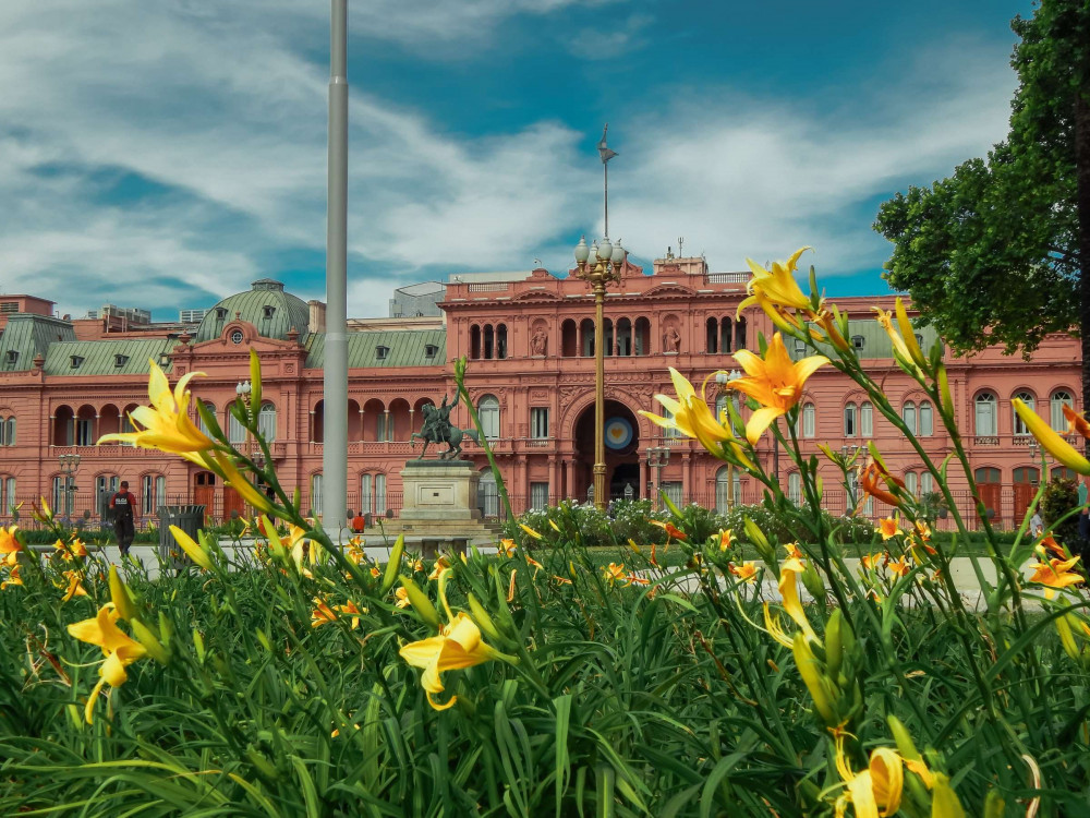 Expert-led Buenos Aires In A Day Tour With Car Service