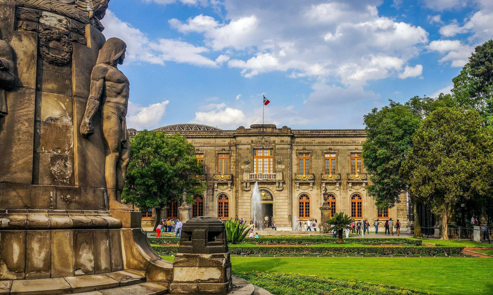 Expert-led Chapultepec Castle And Museum Tour