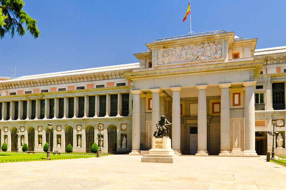 Private Tour of Monumental Madrid: Prado Museum and Royal Palace