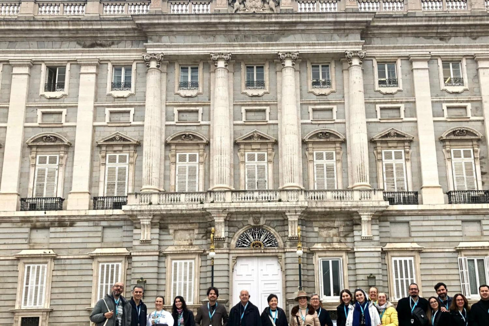 Skip the Line Guides Tour of the Royal Palace (Italian)