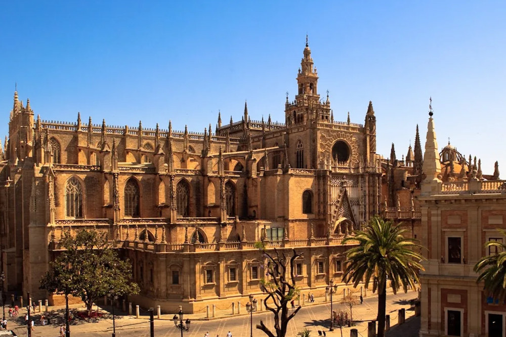 Cathedral of Seville and Giralda (Guided Tour in English)