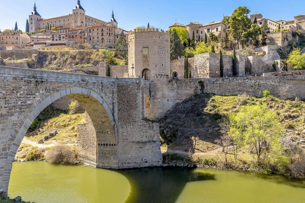 Private tour to Toledo, Segovia and Ávila