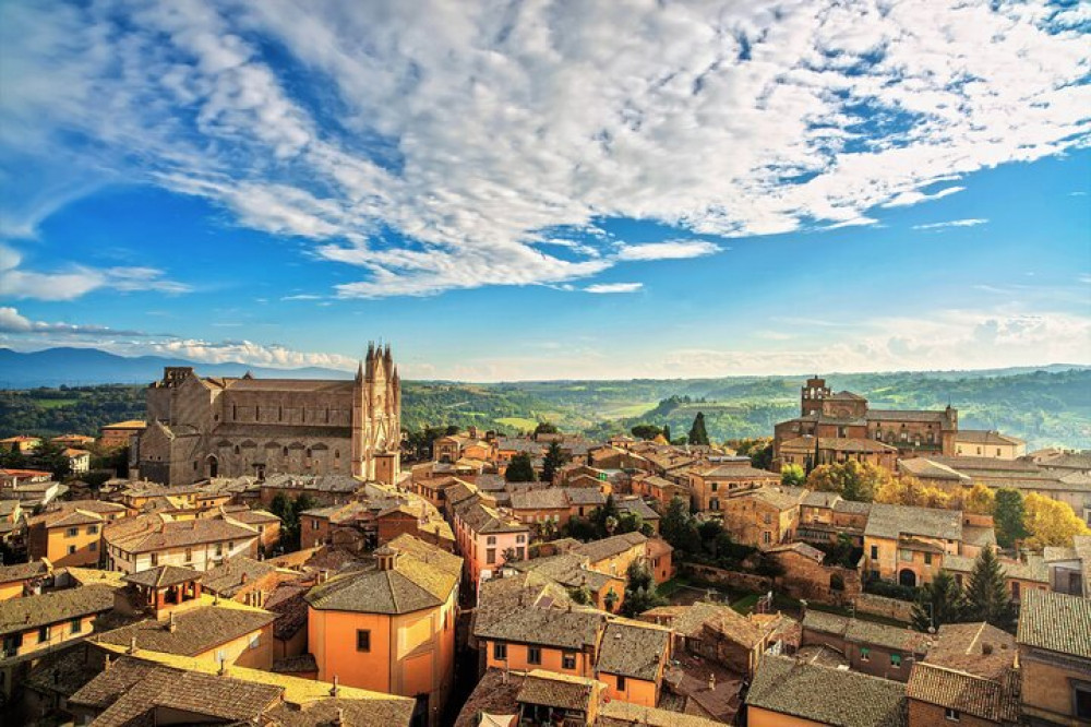 Orvieto from Rome: Cathedral, Well and Underground Orvieto + Wine Tasting