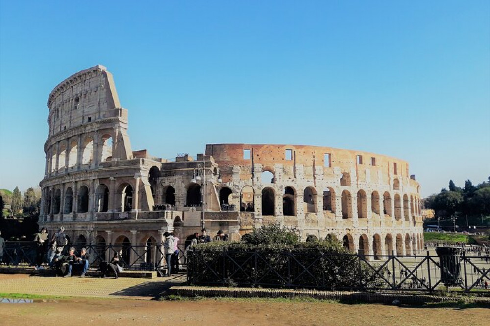 Rome Private Tour + Car: Coliseum, Trevi, Pantheon, Navona, Spagna, Lunch