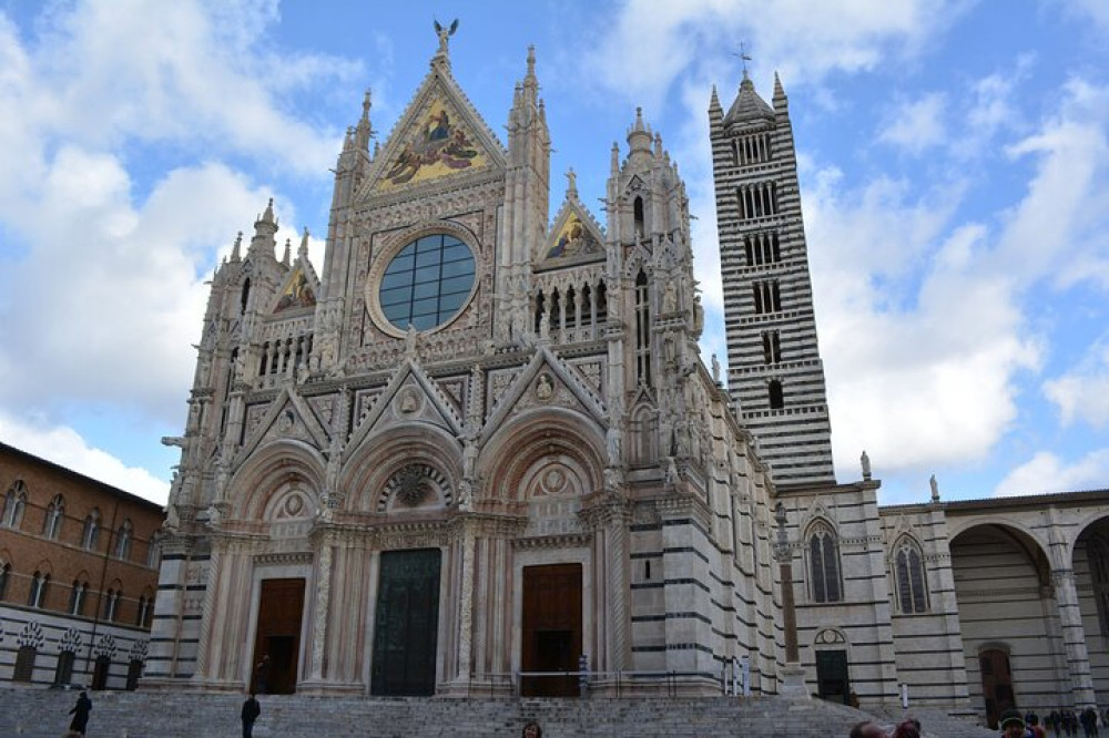 Day Trip from Rome to Siena and San Gimignano Wine Tasting