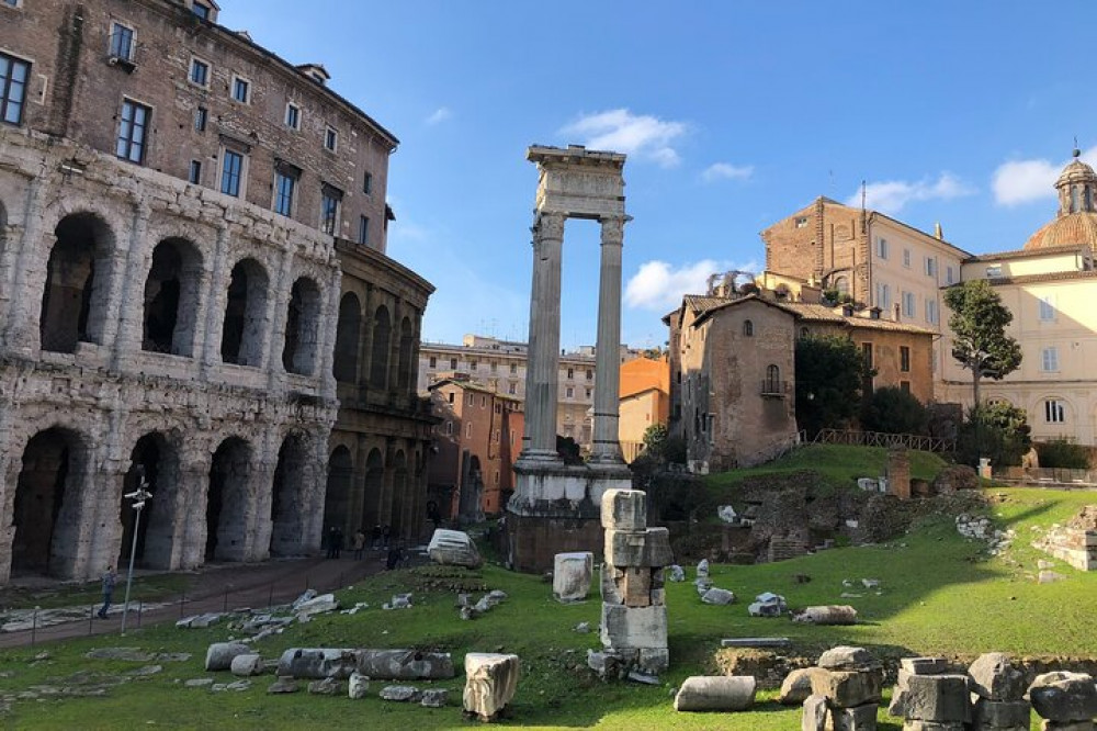 Rome Walking Tour from the Colosseum to the Orange Garden