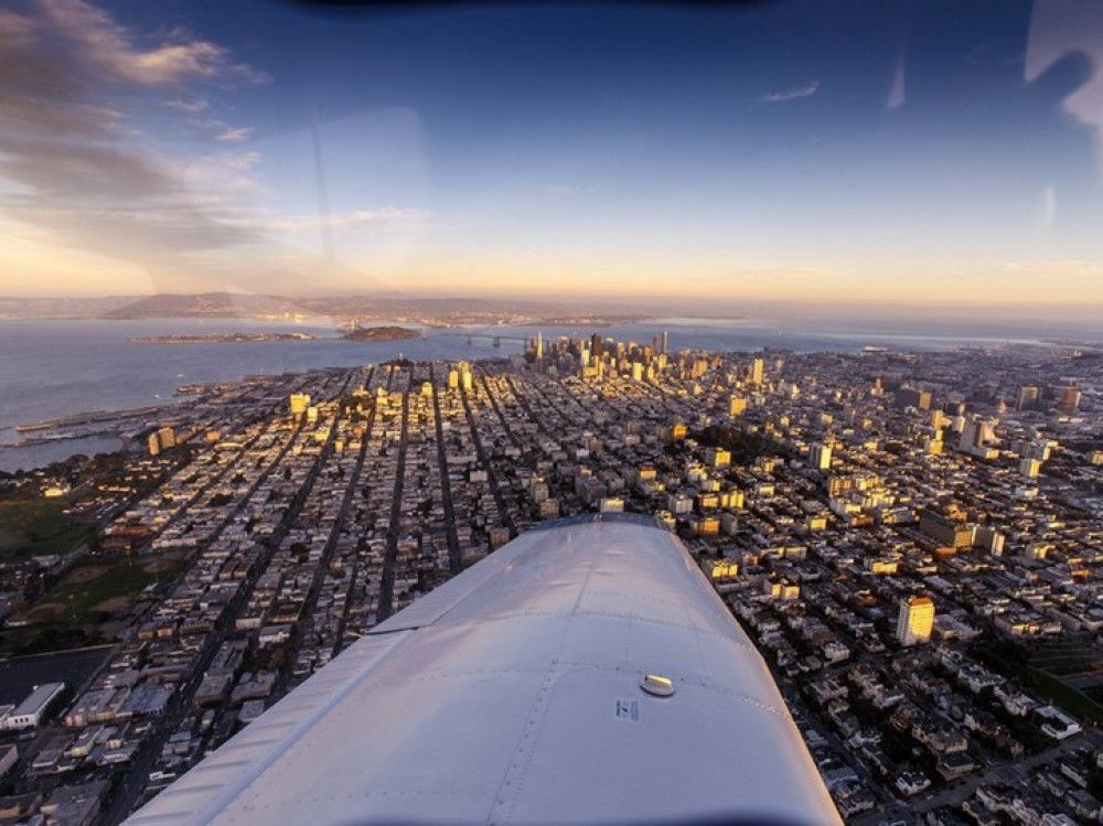 Sunset & Twilight Golden Gate Sky Plane Tour - 60 Minutes