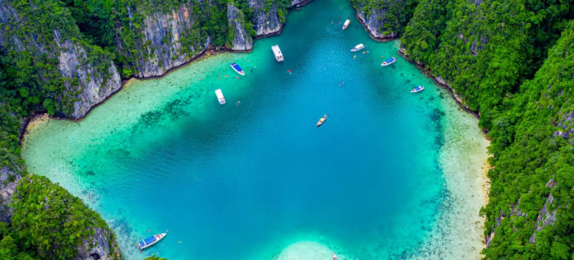 Phi Phi Islands Explorer by Speedboat Shared Tour