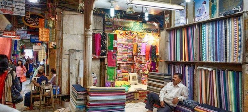 Walking Tour of Mumbai Bazaars