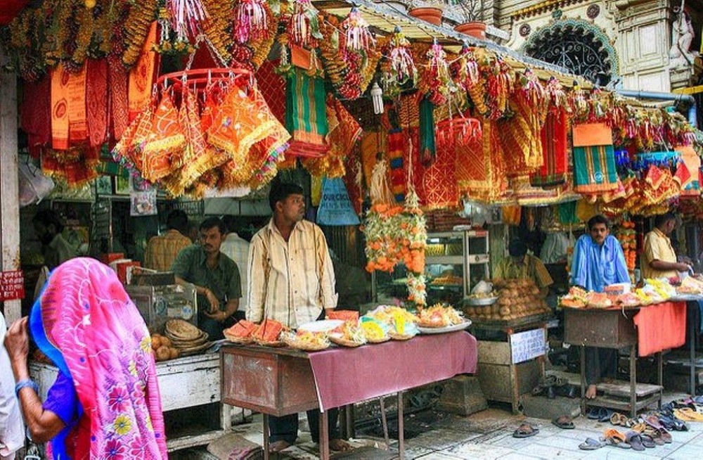Walking Tour of Mumbai Bazaars Mumbai Project Expedition