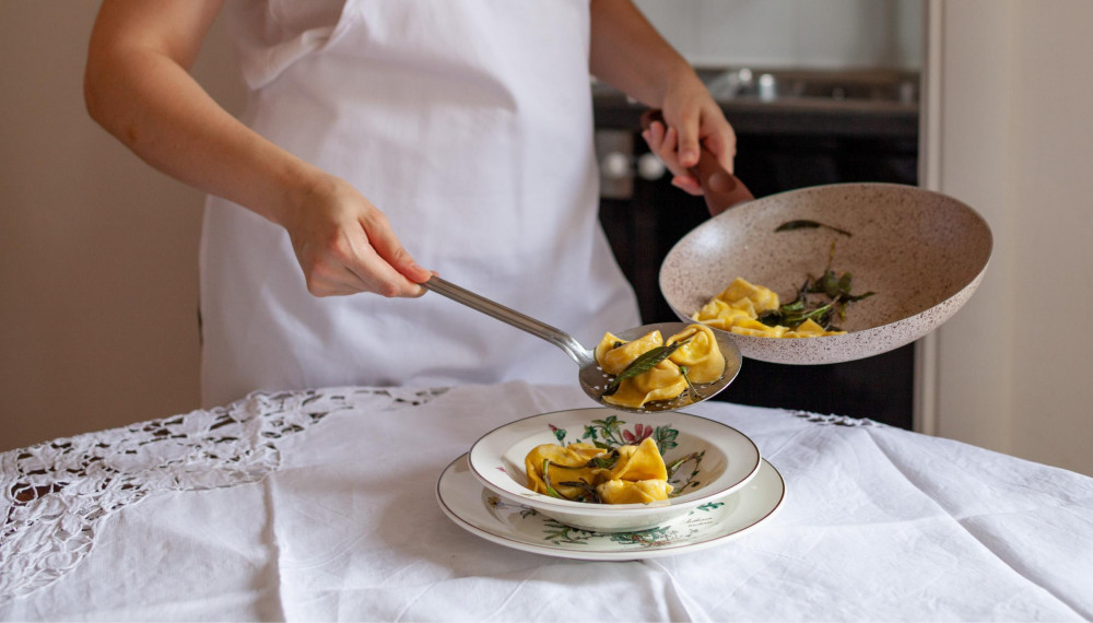 Bolognese Cooking Class with Margherita in the Historic Center