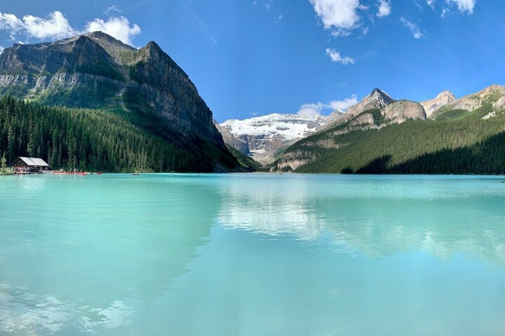 Lake Louise, Moraine Lake, Emerald Lake & Banff Town Full Day Tour