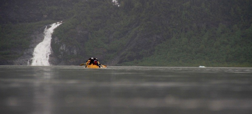 Mendenhall Glacier Canoe Paddle & Hike