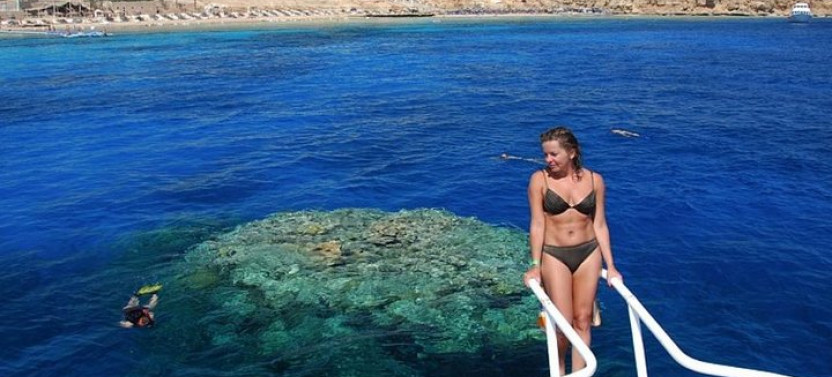 Ras Mohammed National Park & White Island Snorkeling Tour by Boat