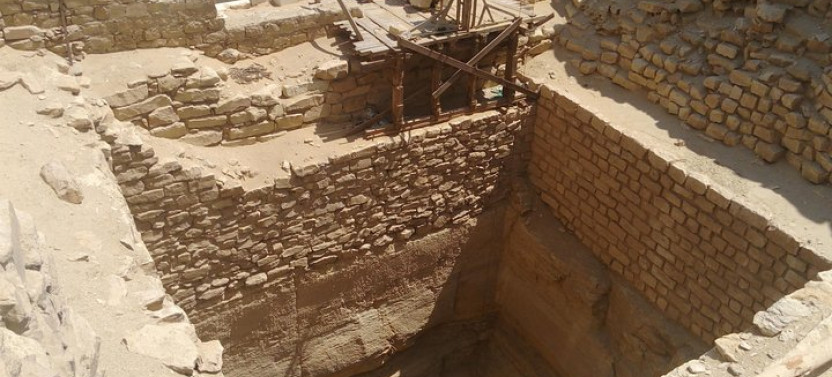 Private Giza Pyramids & Saqqara Day Tour