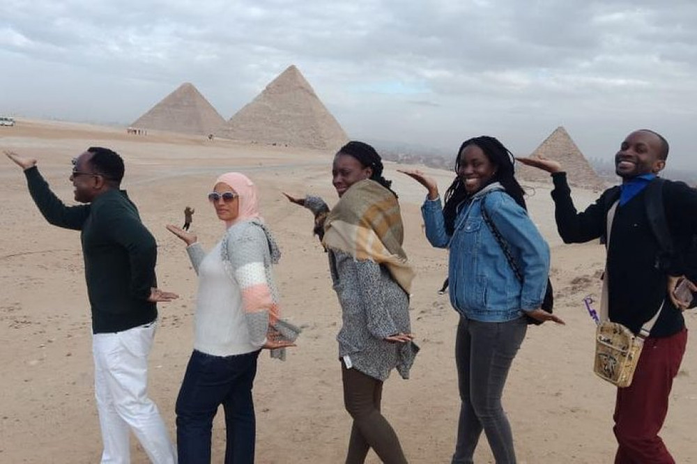 3 Day: Cairo Short Sightseeing Tour and Night life with tour guide