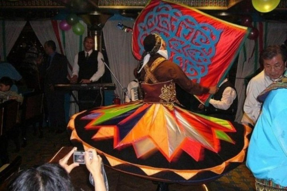 Private Nile River, Dinner Cruise with Egyptian Show