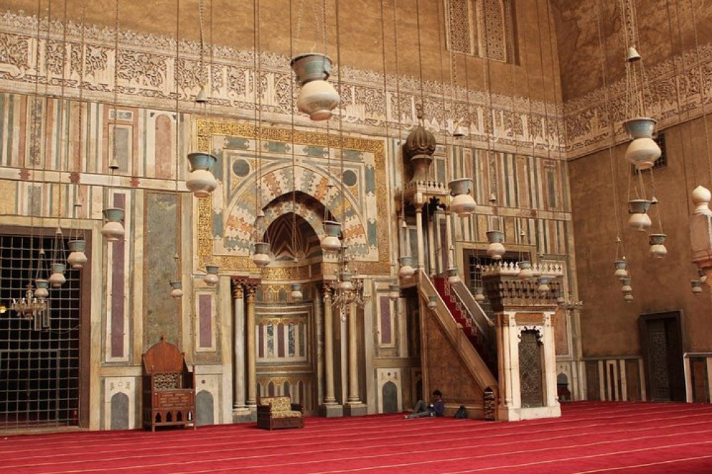 Islamic Cairo Private Tour: Amr Ibn Al-Aas, Sultan Hassa & El Refaa Mosques