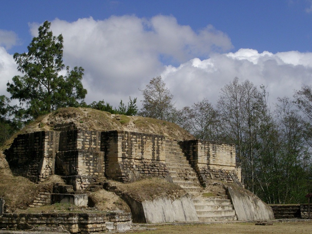 Iximche | Sights & Attractions - Project Expedition