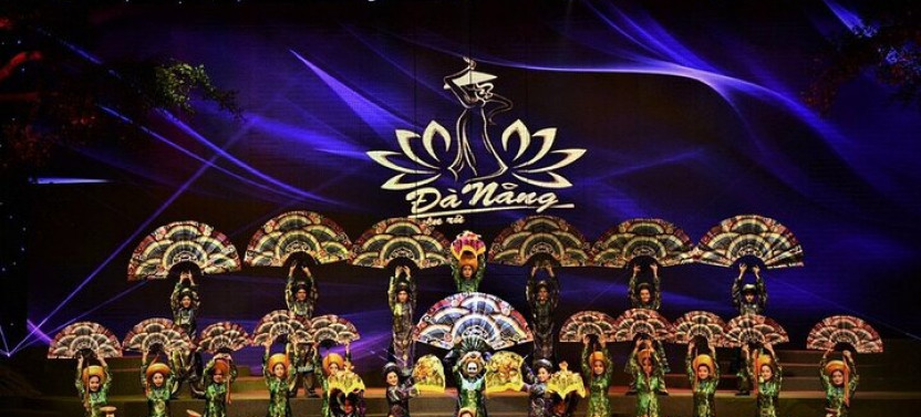 Charming Da Nang Show Ticket with Hotel Pickup