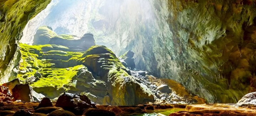 Full Day Paradise Cave Small Group Tour from Hue