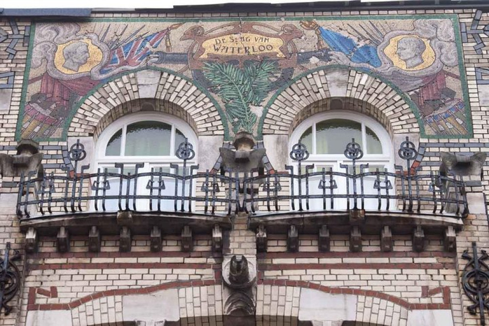 Private Art Nouveau Heritage Tour with Focus on Victor Horta