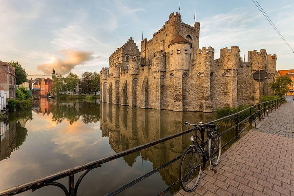 Private Tour: City of Rubens Antwerp Half-Day from Brussels