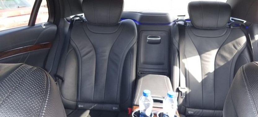 Private Transfer from Bruges to Brussels By Business Car