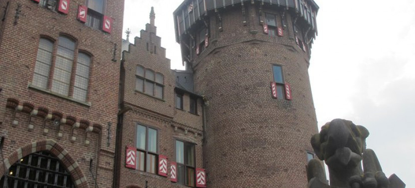 Private Transfer from Brussels to Amsterdam Stopping in De Haar Castle