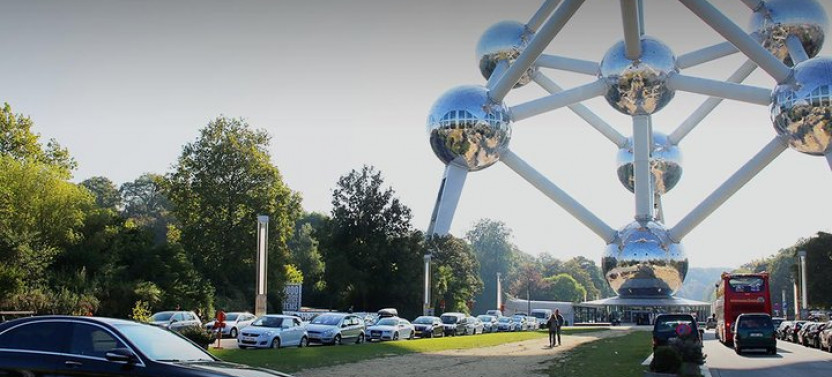 Private Arrival Transfer from Brussels Airport to Ghent by Luxury Car
