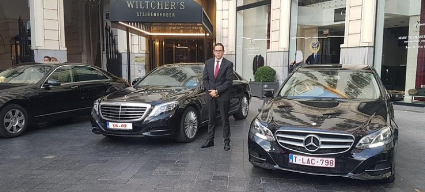 Private Arrival Transfer from Antwerp Airport to Brussels By Luxury Car