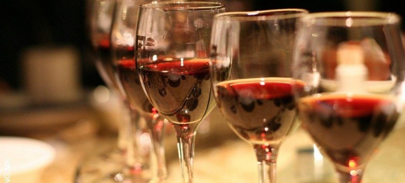 Best Seller: Semi-Private Athens Night Food Tour & Wine Tasting