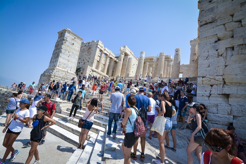 acropolis tour for families