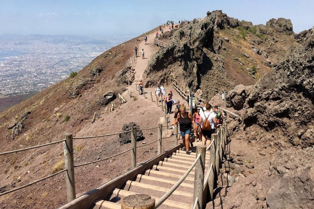 From Naples - Pompeii & Mount Vesuvius Tour With Lunch or Wine Tasting