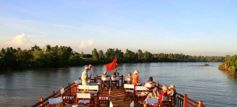 Phnom Penh Dinner Cruise