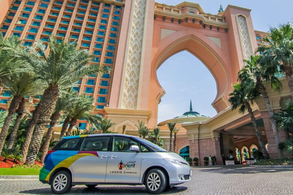 Dubai Private Vehicle Hire with Experienced Driver