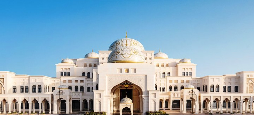 Private Abu Dhabi Full Day Tour: Grand Mosque, Qasr al Watan with Lunch