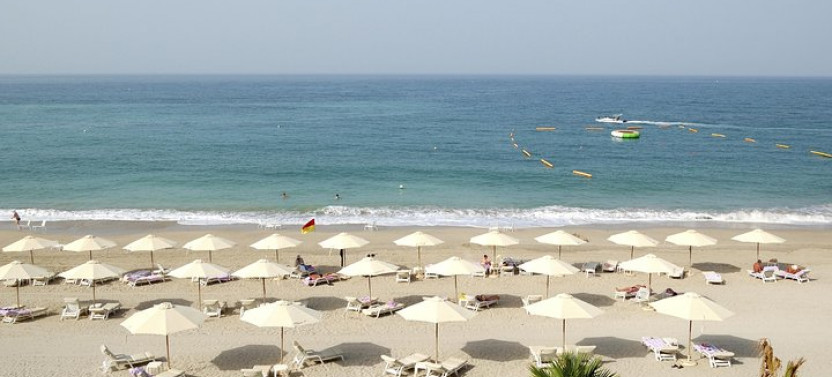 East Coast Dibba & Fujairah Day Trip with Lunch from Dubai