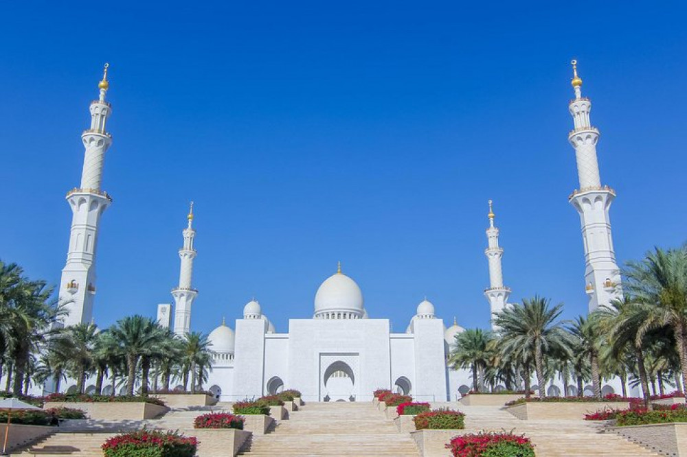 Abu Dhabi: Private Abu Dhabi City Highlights Tour
