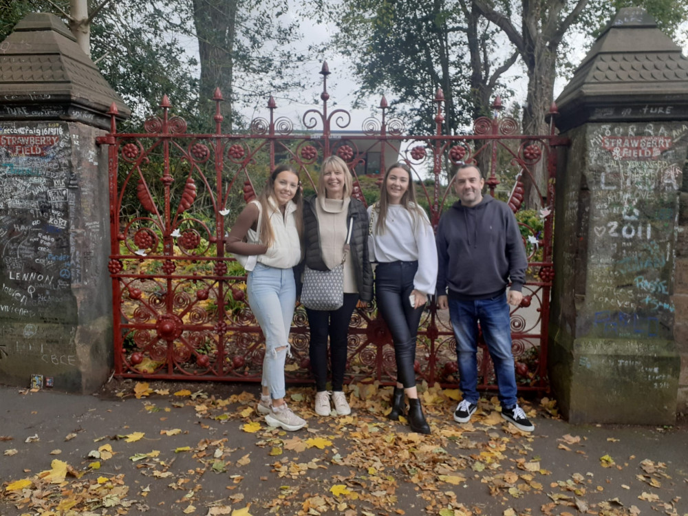 Classic Beatles Tour of Liverpool plus Beatles Early Years