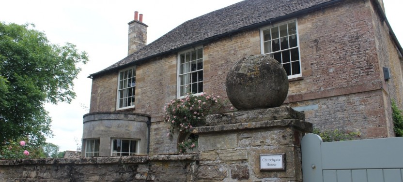 Downton Abbey and Village Small Group Tour